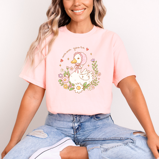 Blush Pink Mama Goose Boxy T-shirt, Gift for MOM, Mother's day gifts -  100% Cotton Made in Canada