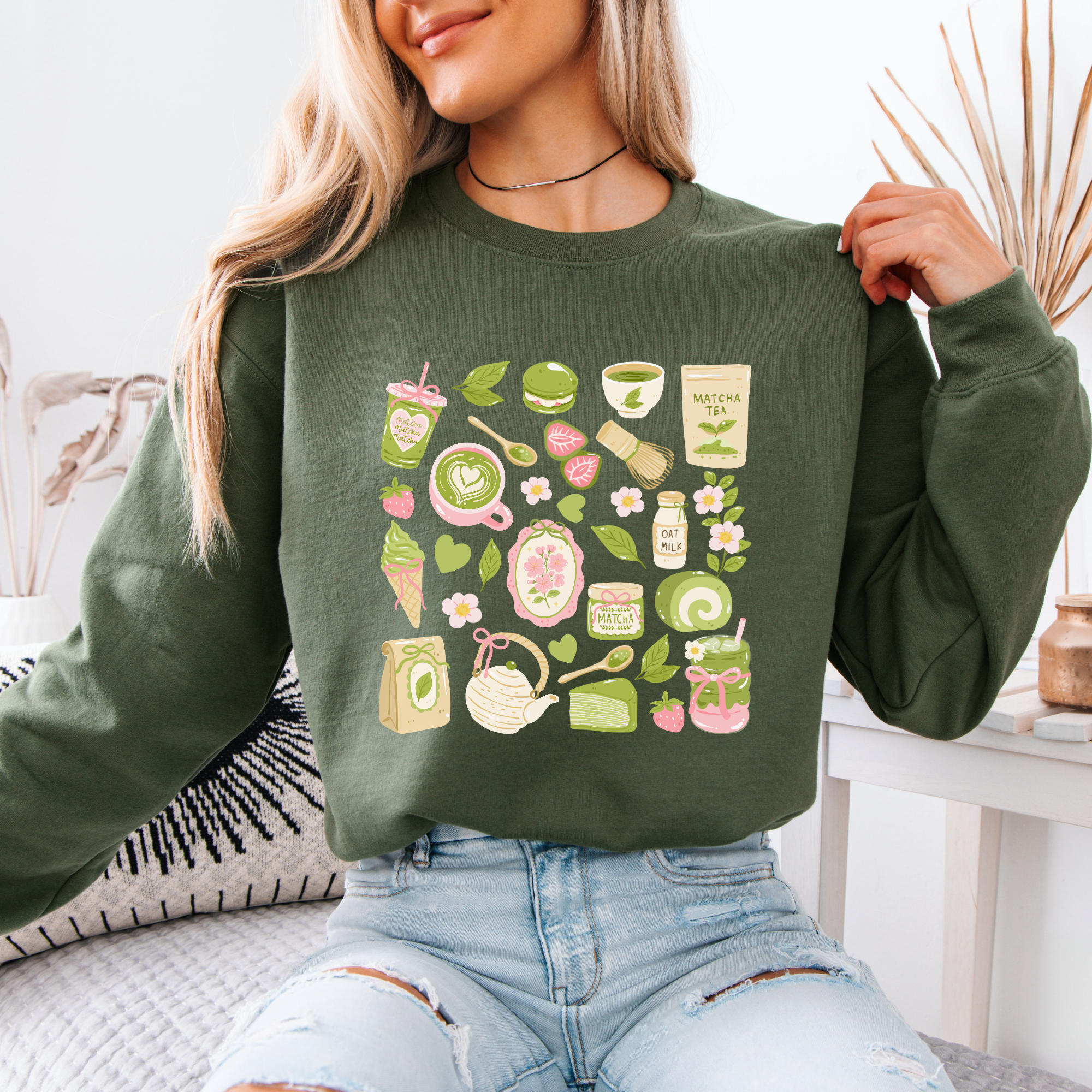 MATCHA MOMENTS Green Sweatshirt